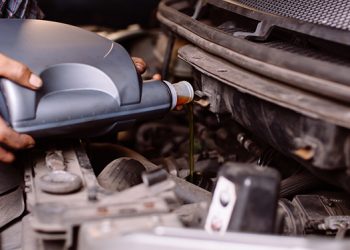How to Calculate Estimate Cost for Change of Transmission Fluid