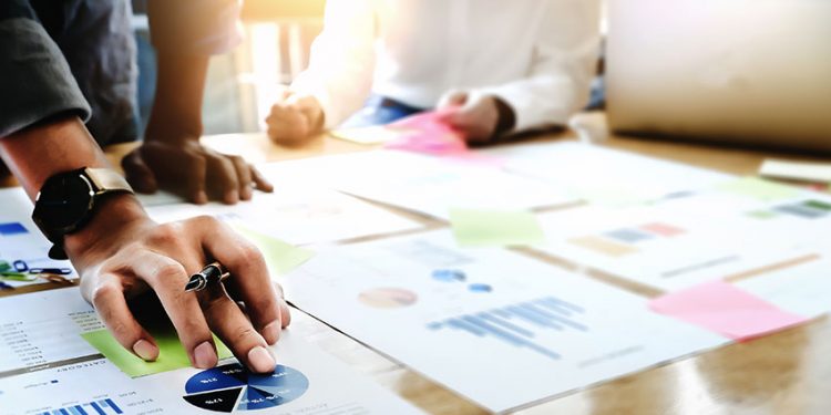 Top 7 Benefits of Bespoke Project Management Software for SMEs