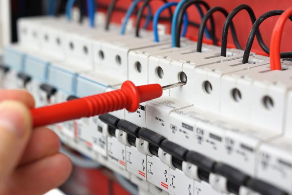 Homeowners Can Delegate to an Electrician