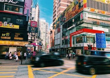 7 outdoor marketing tips to help your business grow.