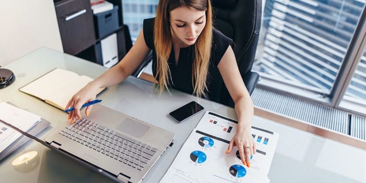 Business Analyst Course, Scope, Fees, Top Institutes, Salary