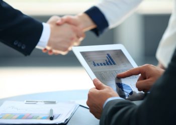 Keep Your Business Finances Healthy With These 5 Tools-