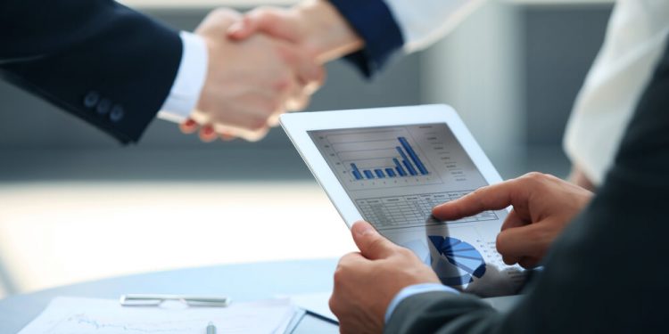 Keep Your Business Finances Healthy With These 5 Tools-