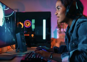 Crackonosh: How hackers are using gamers to become crypto-rich - BBC News