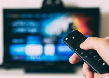 Things to Consider When Buying a Smart TV for Your Home Entertainment