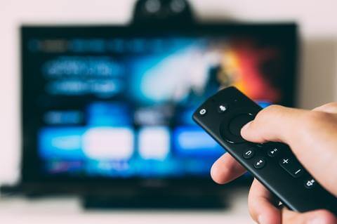 Things to Consider When Buying a Smart TV for Your Home Entertainment