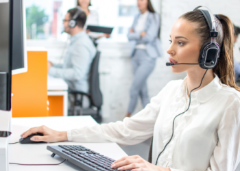 How Voice Conferencing Supports Seamless Client Communication